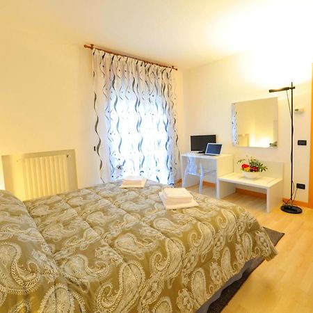 Bed And Breakfast La Sosta Ponte San Nicolò Pokoj fotografie