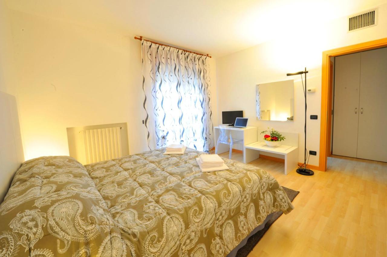 Bed And Breakfast La Sosta Ponte San Nicolò Pokoj fotografie